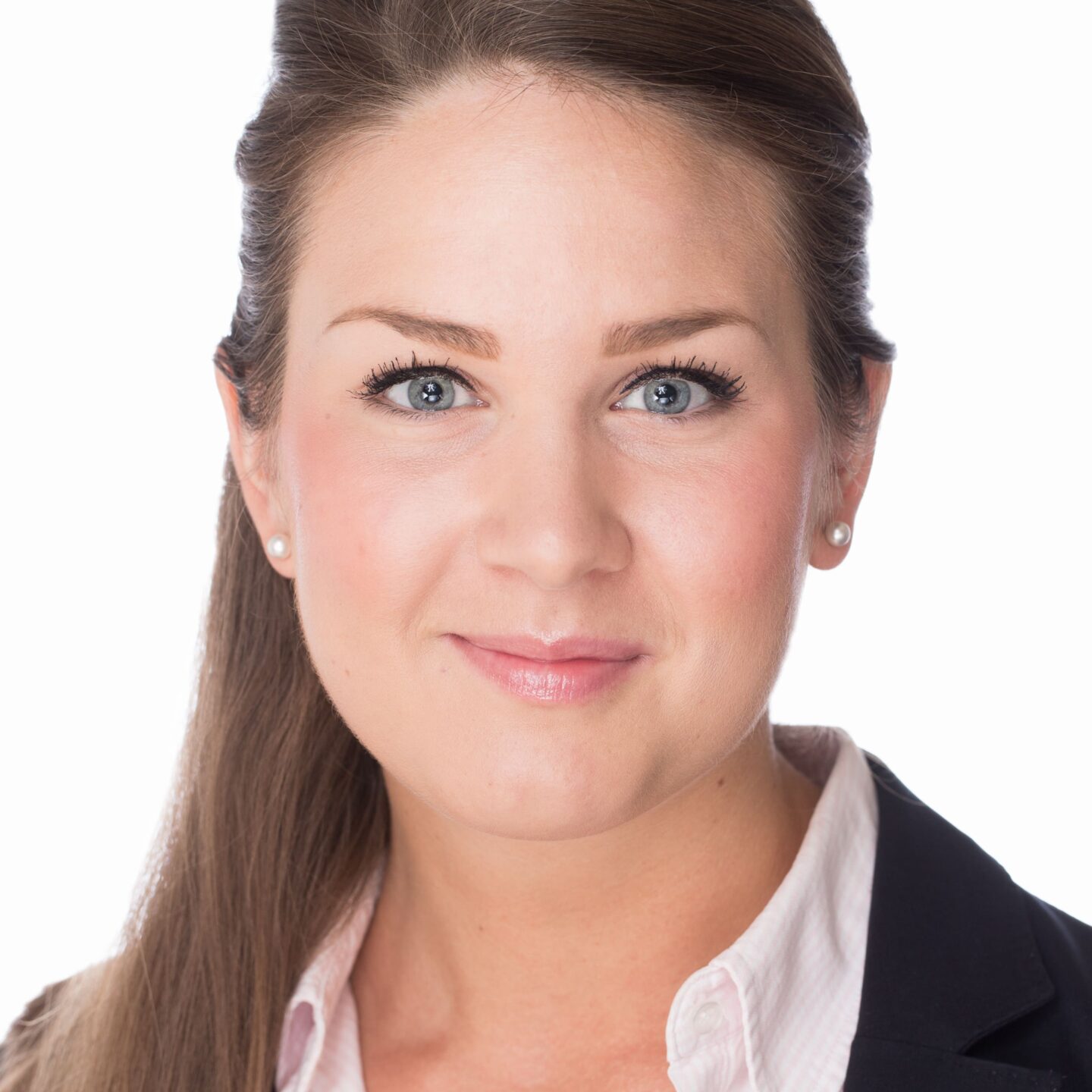 Elin Isakzon-min
