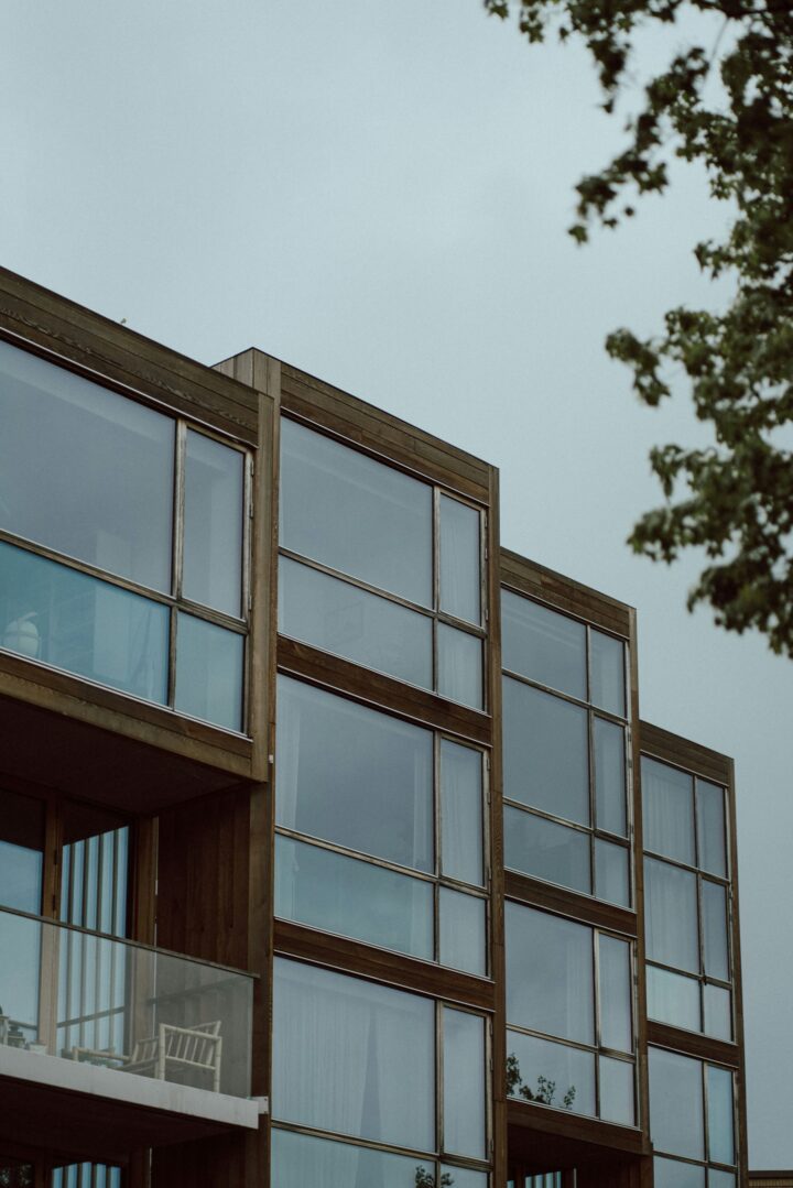 marcel-strauss-U5Aa7TBOS3w-unsplash